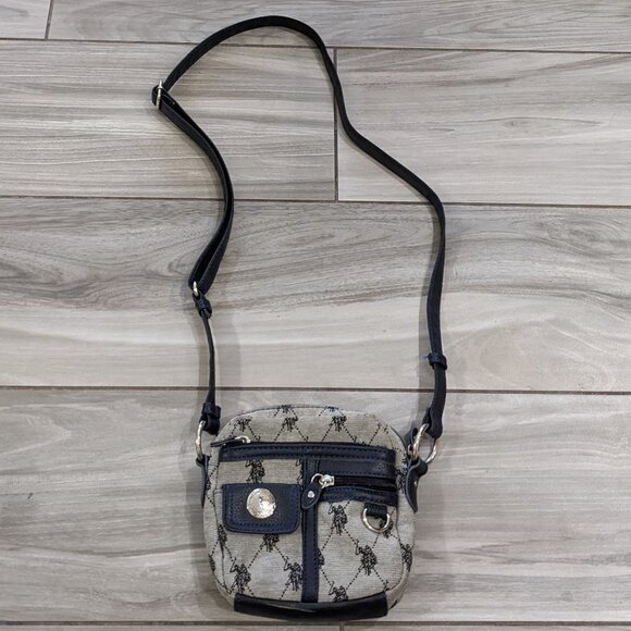 U.S Polo Assn. Logo Crossbody Bag - Picture 2 of 6